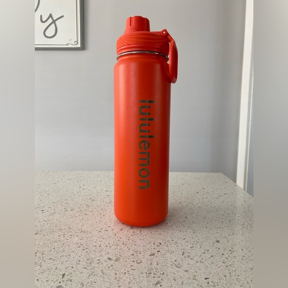 ‼️SOLD‼️Orange Lululemon Back to Life Sport Bottle 24oz - Picture 1 of 2